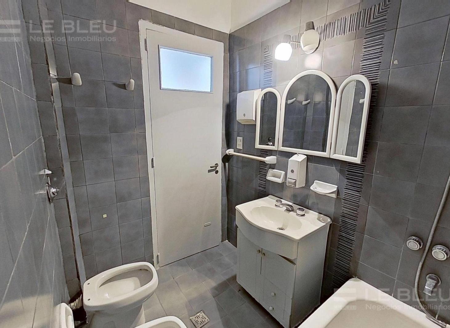 Foto de Departamento en alquiler a metros de Avenida 9 de Julio - Ideal oficina, imagen 1