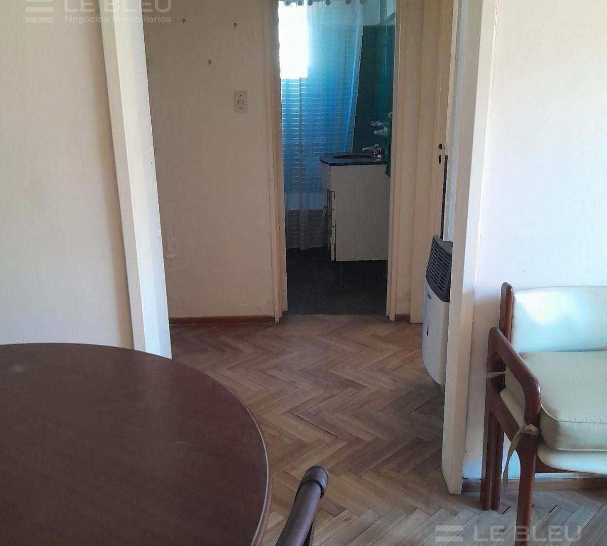 Foto de VENTA DE DPTO. 3 AMB. CON BALCÓN, imagen 5