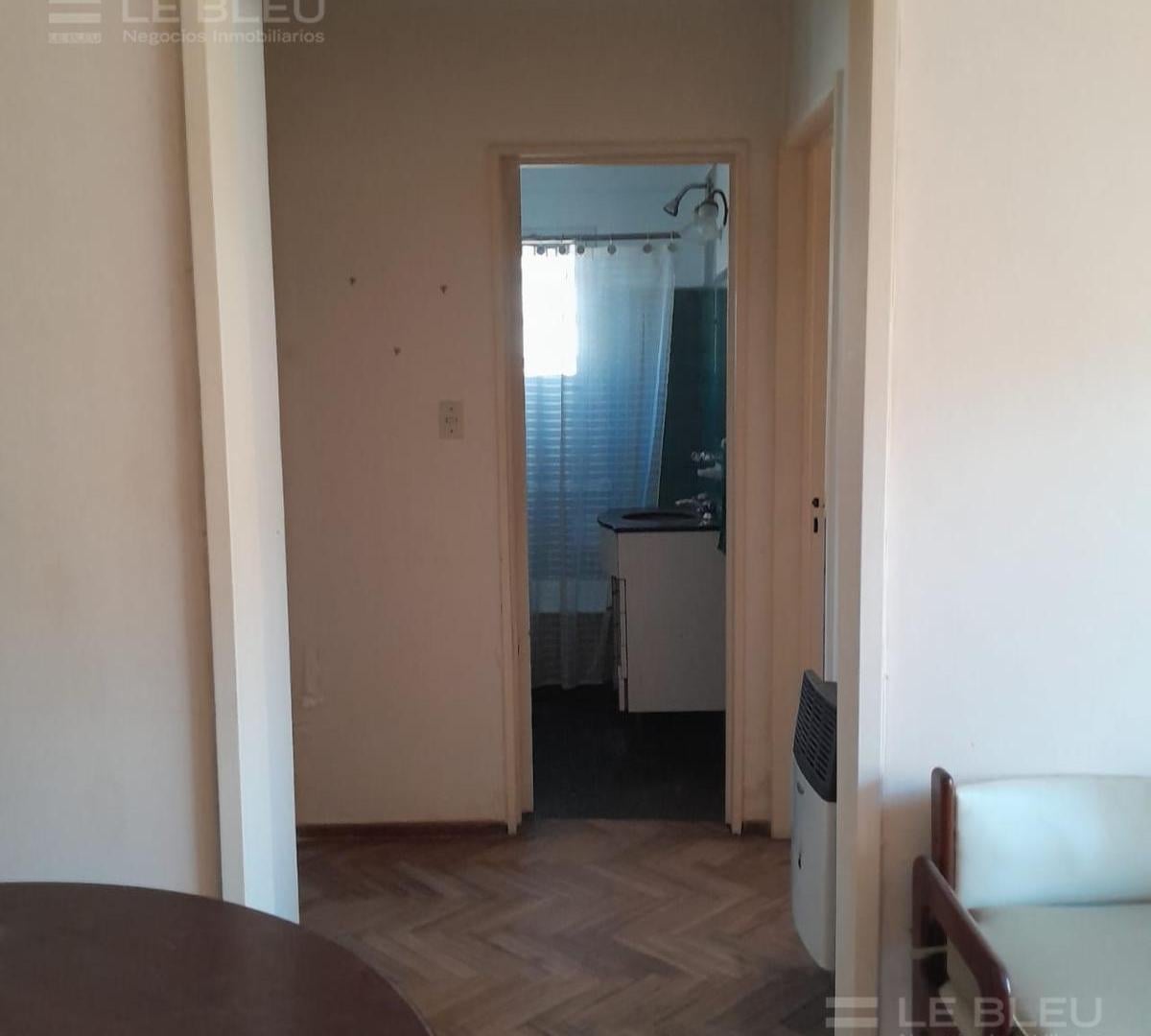 Foto de VENTA DE DPTO. 3 AMB. CON BALCÓN, imagen 2