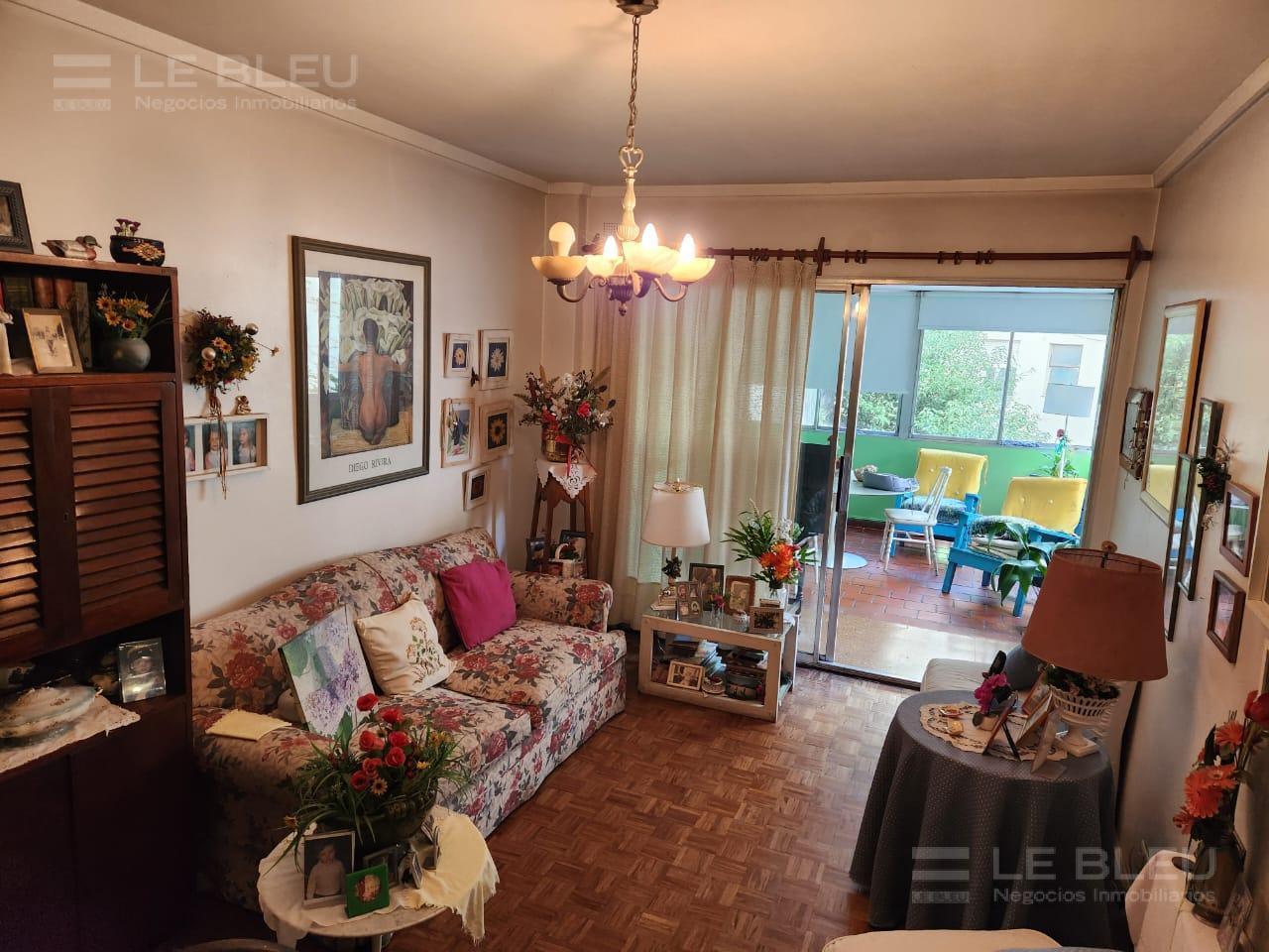 Foto de EN VENTA DEPARTAMENTO de 3 AMBIENTES con PATIO en RECOLETA APTO, imagen 2