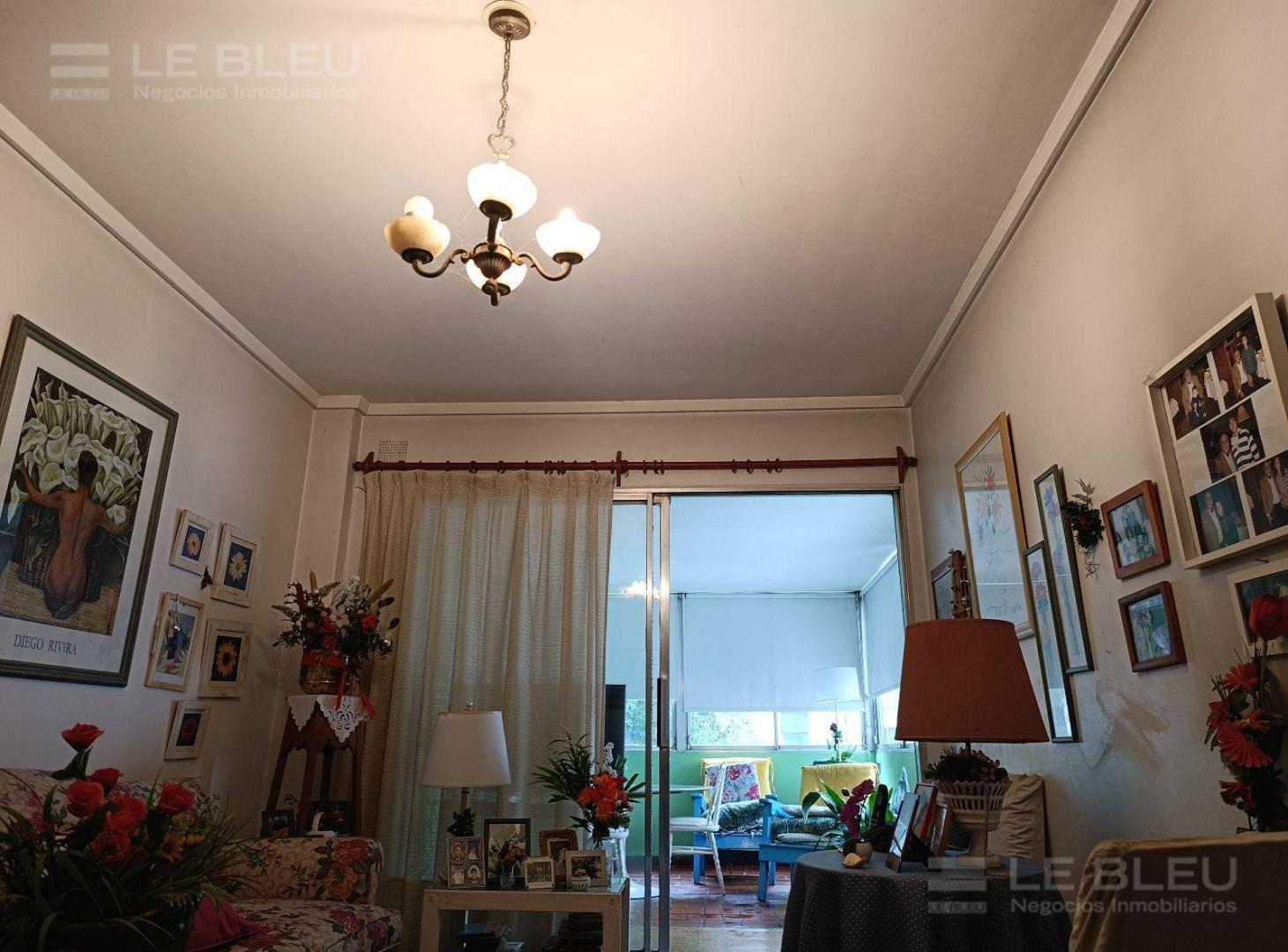 Foto de EN VENTA DEPARTAMENTO de 3 AMBIENTES con PATIO en RECOLETA APTO, imagen 4