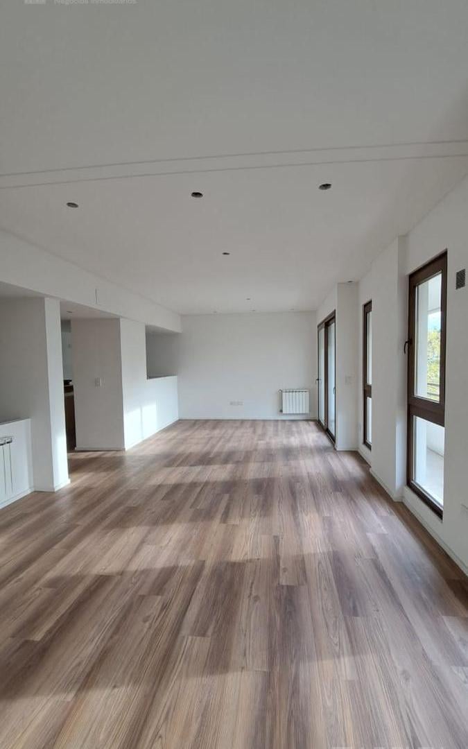Foto de VENTA DE DPTO. 3 AMB. CON BALCÓN - LA PLATA ZONA TRIBUNALES, imagen 1