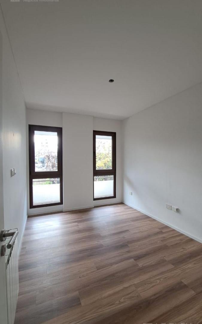 Foto de VENTA DE DPTO. 3 AMB. CON BALCÓN - LA PLATA ZONA TRIBUNALES, imagen 3
