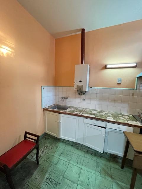 APTO CREDITO - CASA INTERNA CON 1 DORMITORIO Y PARQUE EN LLAVALLOL