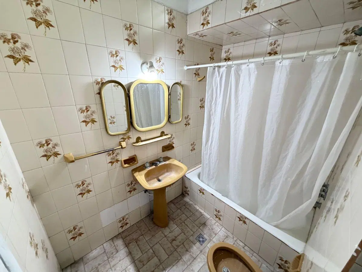 Casa en alquiler con Dos Dormitorios y Jardín en Llavallol 8