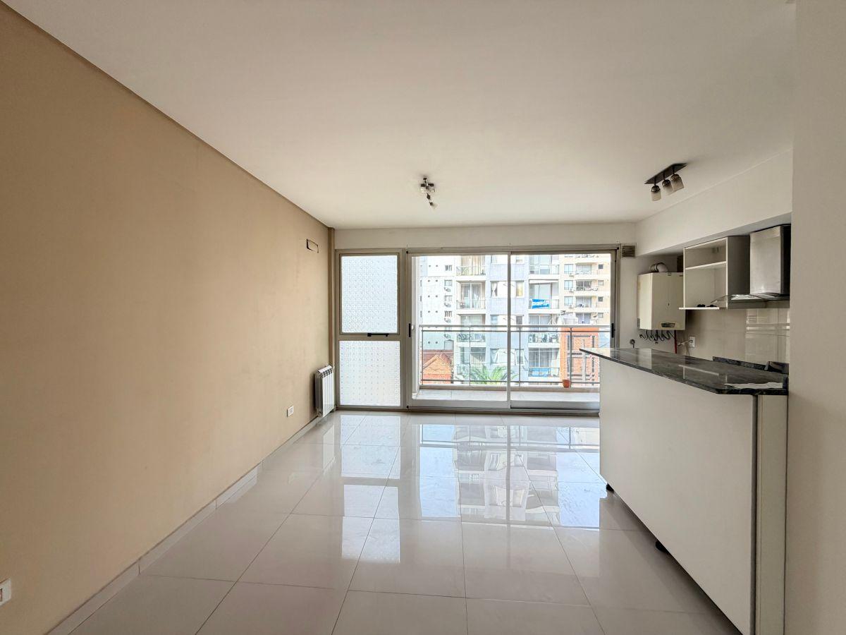 Foto de Departamento en alquiler de 2 ambientes con cochera en Lomitas, imagen 1