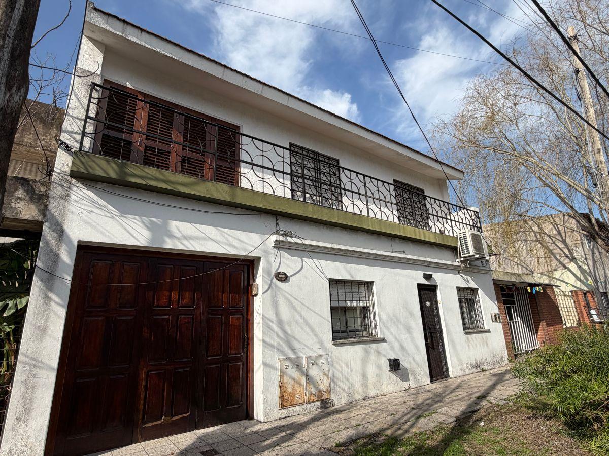 Foto de ¡Oportunidad en Llavallol! PH 4 Ambientes con Gran Balcón Terraza y, imagen 5