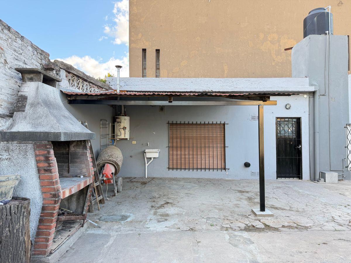 Foto de Casa con 1 dormitorio y jardín en Llavallol, imagen 4