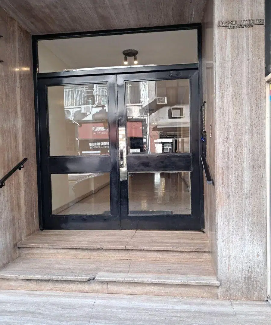 MONTEVIDEO -VIAMONTE APTO PROFESIONAL 4