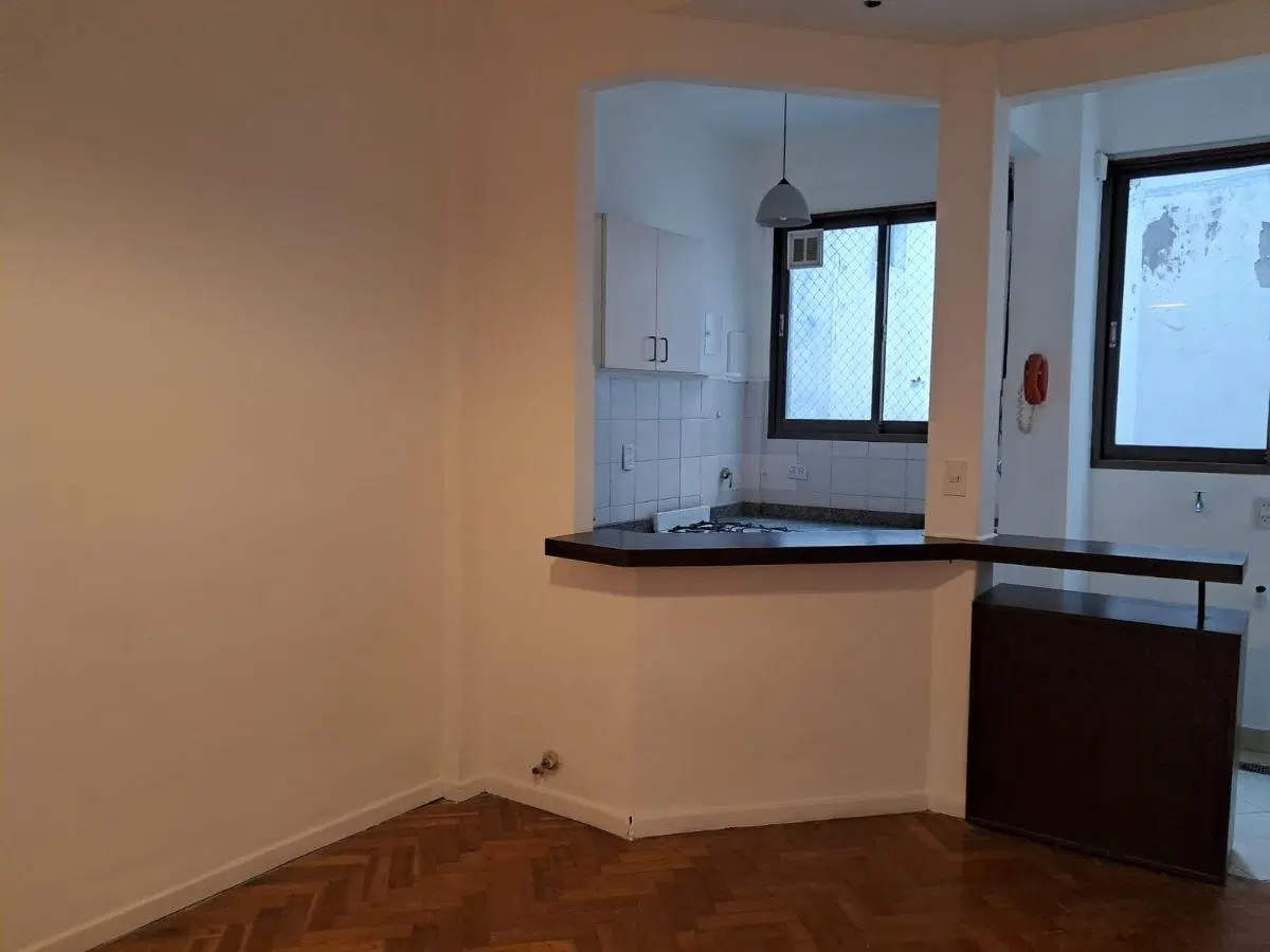 MONTEVIDEO -VIAMONTE APTO PROFESIONAL 5