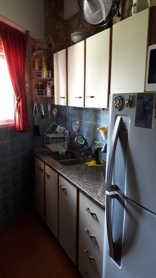 VENTA- CASA EN PLANTA BAJA- 1 DORMITORIO Y GARAGE- BELGRANO - ROSARIO