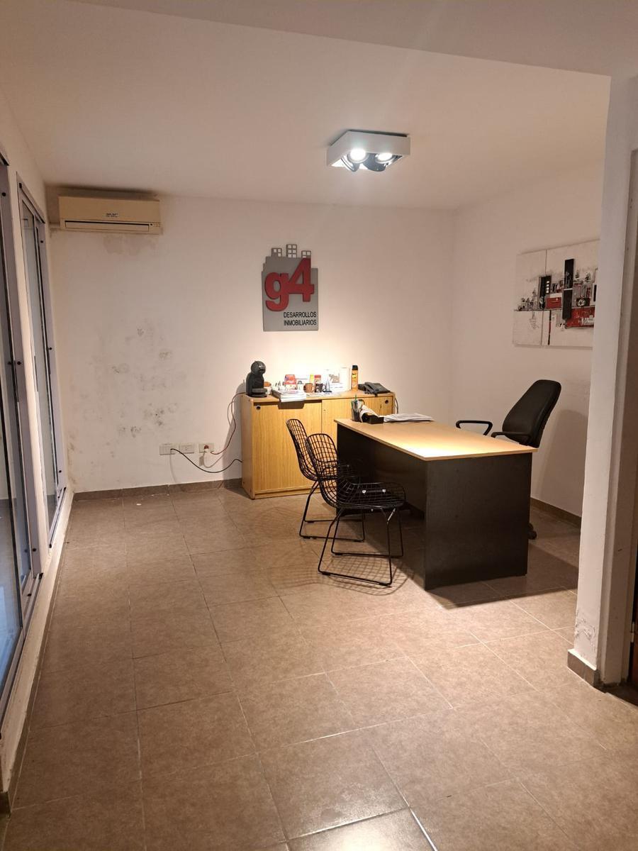 VENTA-OFICINA CON COCHERA-BELLA VISTA-ROSARIO