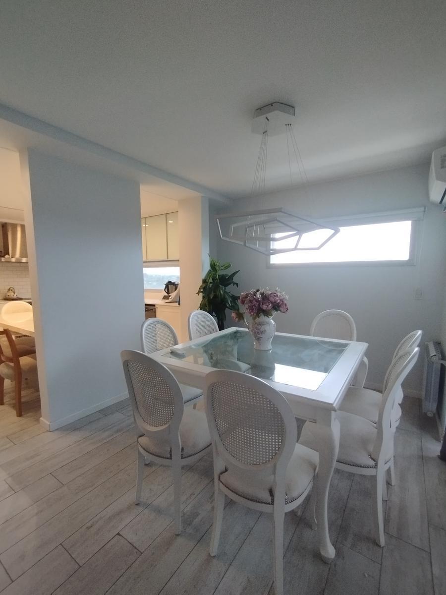 Foto de VENTA-DEPARTAMENTO 3 DORMITORIOS Y TERRAZA EXCLUSIVA-AVENIDA PELLEGRINI, imagen 5