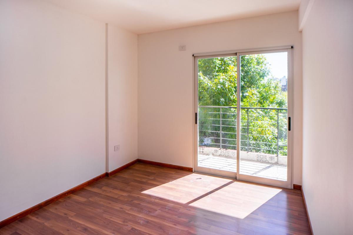 Foto de VENTA-CAFFERATA ESQUINA MENDOZA-Departamento 2 dormitorios- Echesortu, imagen 2
