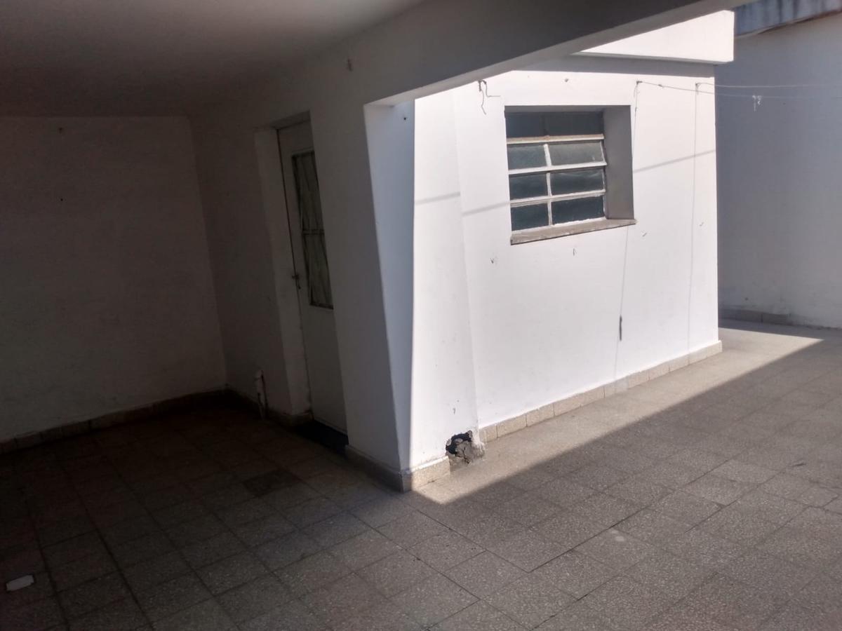 VENTA - CASA - 2 DORMITORIOS - COCHERA- FOREST 5963 - BELGRANO- ROSARIO