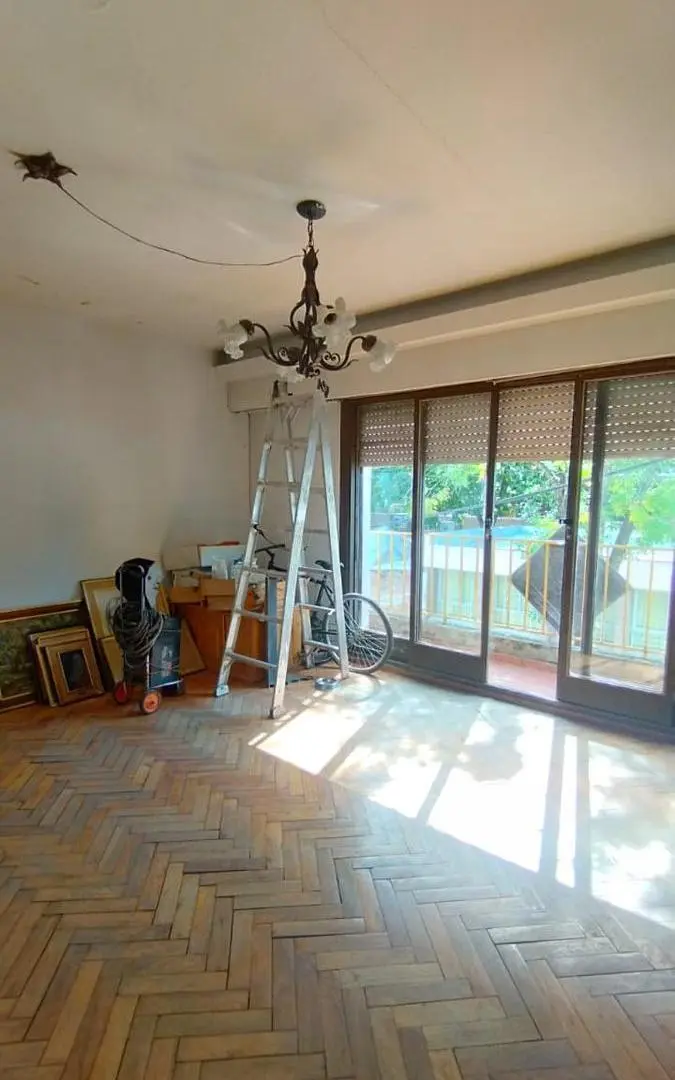 VENTA - PASAJE TOSSI 1304 - CASA EN PLANTA ALTA 3 DORMITORIOS Y COCHERA-BARRIO AZCUENAGA-ROSARIO 4