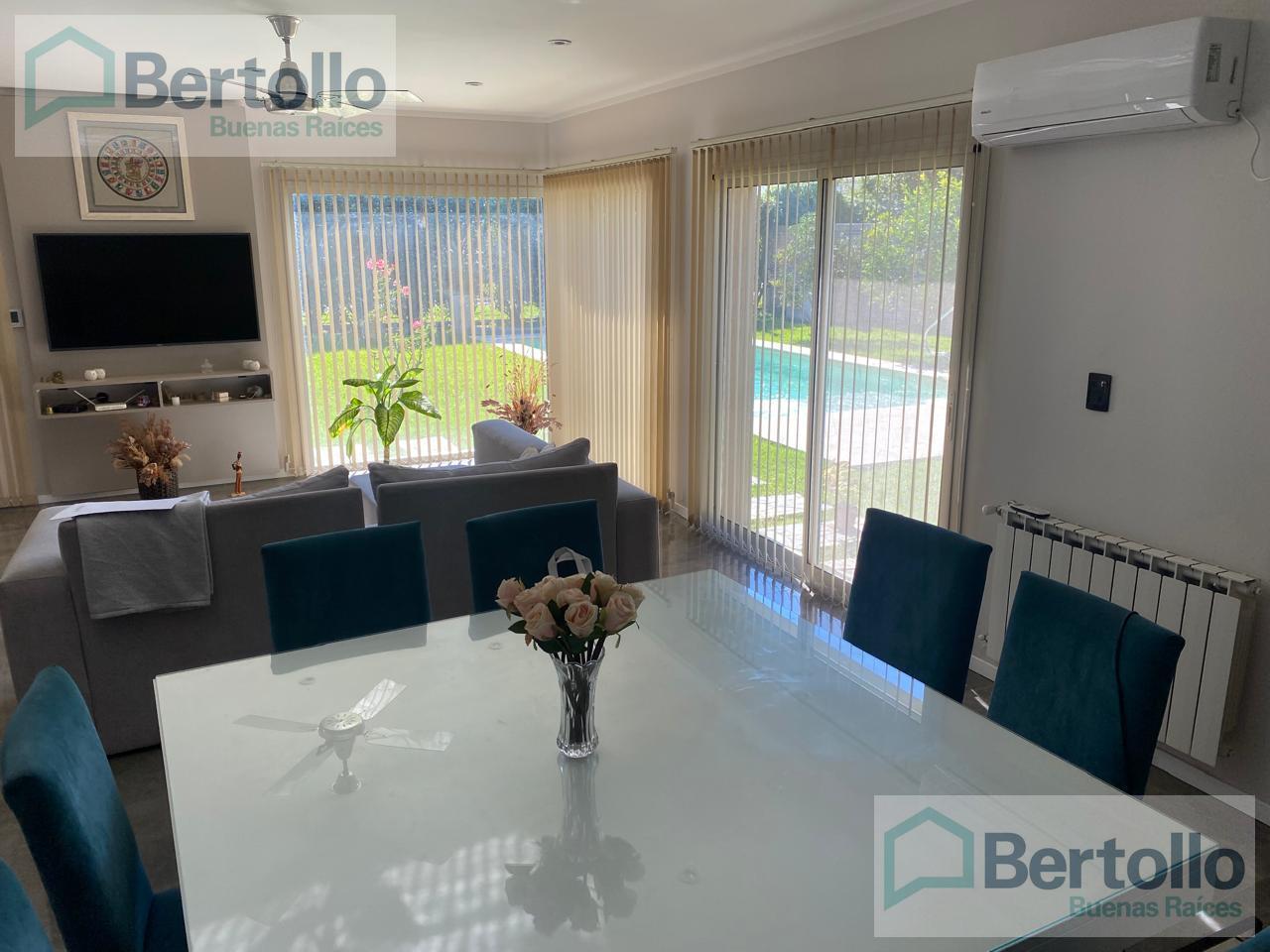 Foto de VENTA-CASA 2 DORMITORIOS Y PILETA-SARMIENTO 157-ROLDAN- SANTA FE, imagen 5