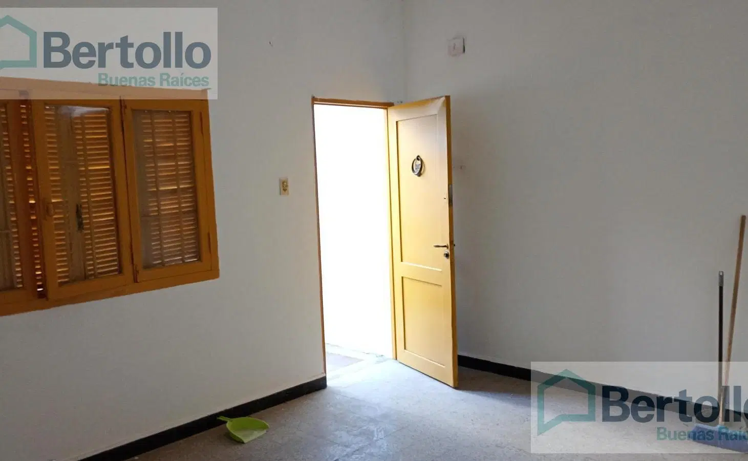 ALQUILER- CASA INTERNA- DOS DORMITORIOS-BARRIO SARMIENTO-ROSARIO 5