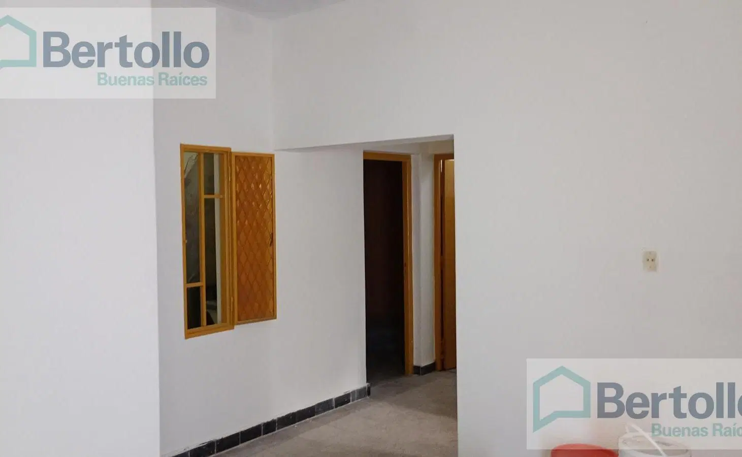 ALQUILER- CASA INTERNA- DOS DORMITORIOS-BARRIO SARMIENTO-ROSARIO 3