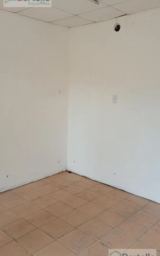 ALQUILER-LOCAL COMERCIAL- ARTIGAS 400- BARRIO SARMIENTO -ROSARIO 4
