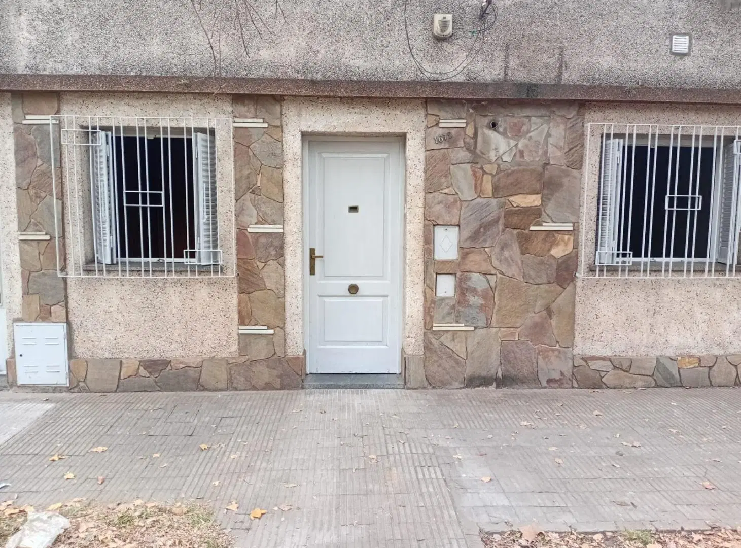 ALQUILER- CASA- 2 DORMITORIOS- ROUILLON 1679 - AZCUENAGA- ROSARIO 3