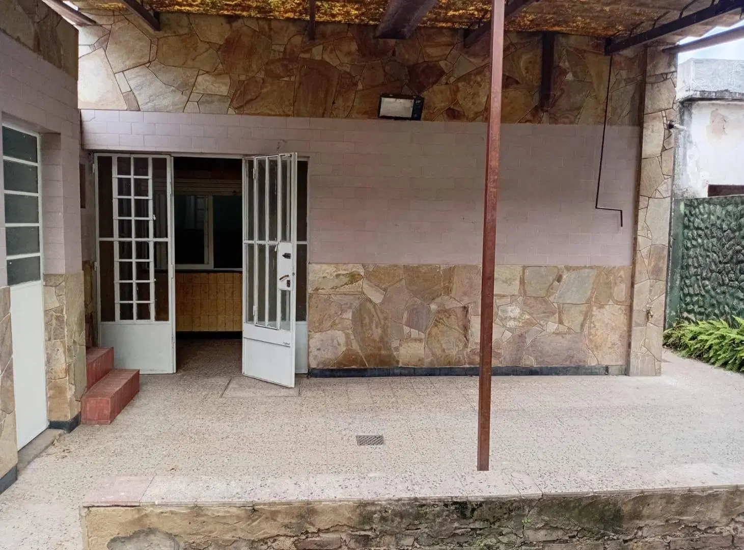 ALQUILER- CASA- 2 DORMITORIOS- ROUILLON 1679 - AZCUENAGA- ROSARIO 4