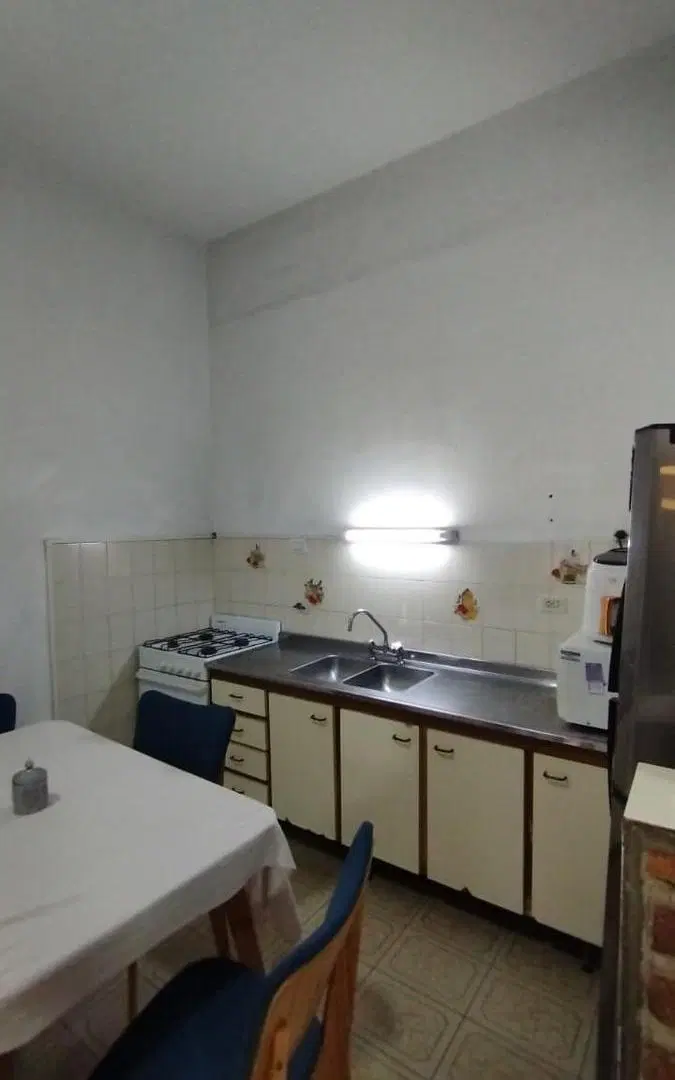 VENTA-CASA-4 DORMITORIOS-TENIENTE AGNETA 814-AZCUENAGA-ROSARIO 5