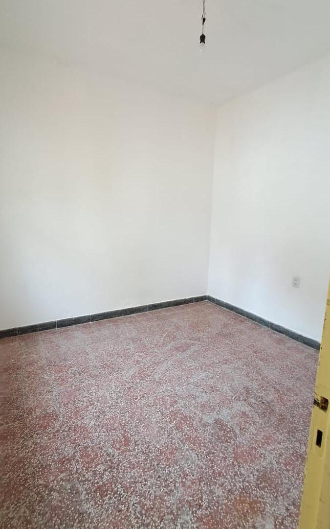 Foto de VENTA - MEJICO 938 - LOCAL Y CASA - AMPLIO TERRENO - BARRIO BELGRANO, imagen 4