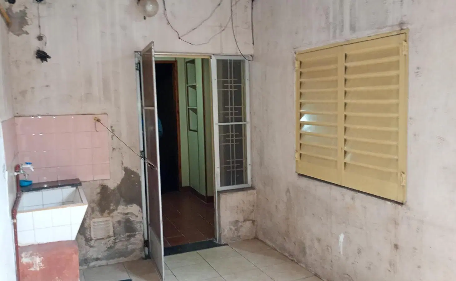 VENTA - CASA INTERNA-MONTEVIDEO 5820- 2 DORMITORIOS - BELGRANO - ROSARIO 2