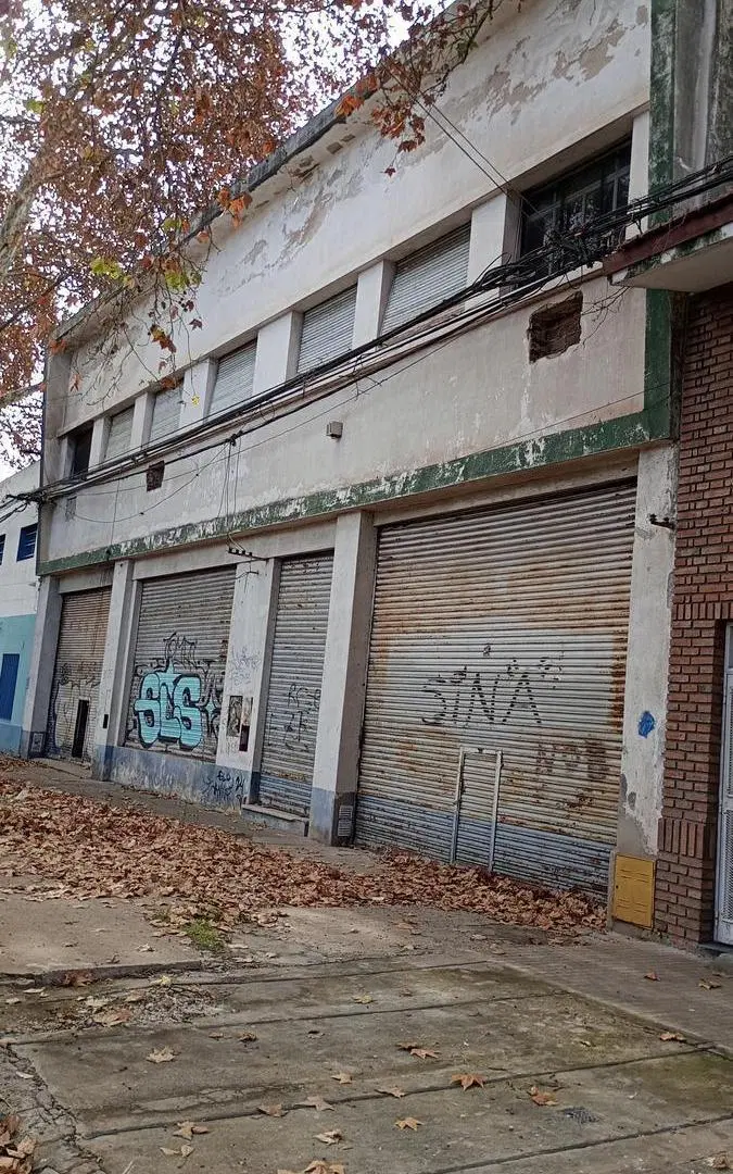 VENTA- GALPÓN- BUENOS AIRES 3877 -BARRIO SAN MARTIN- ROSARIO 3