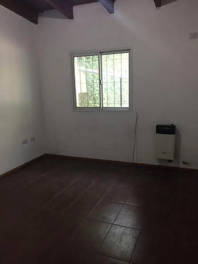 ALQUILER - CASA- 3 DORMITORIOS- J. NEWBERY 8162 - EMPALME GRANEROS-ROSARIO 2