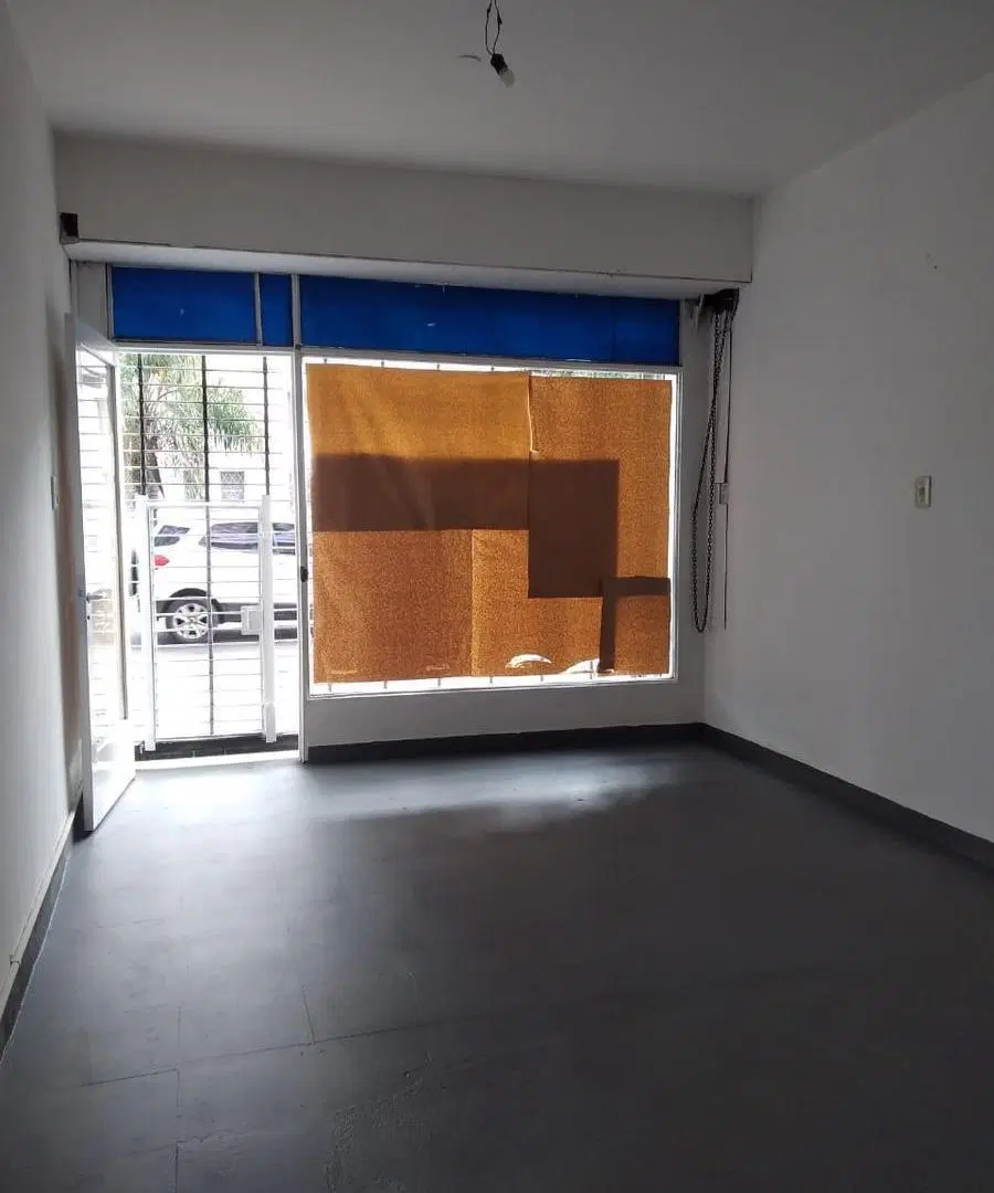 ALQUILER- LOCAL COMERCIAL- PROV. UNIDAS 1011- BELGRANO- ROSARIO 4