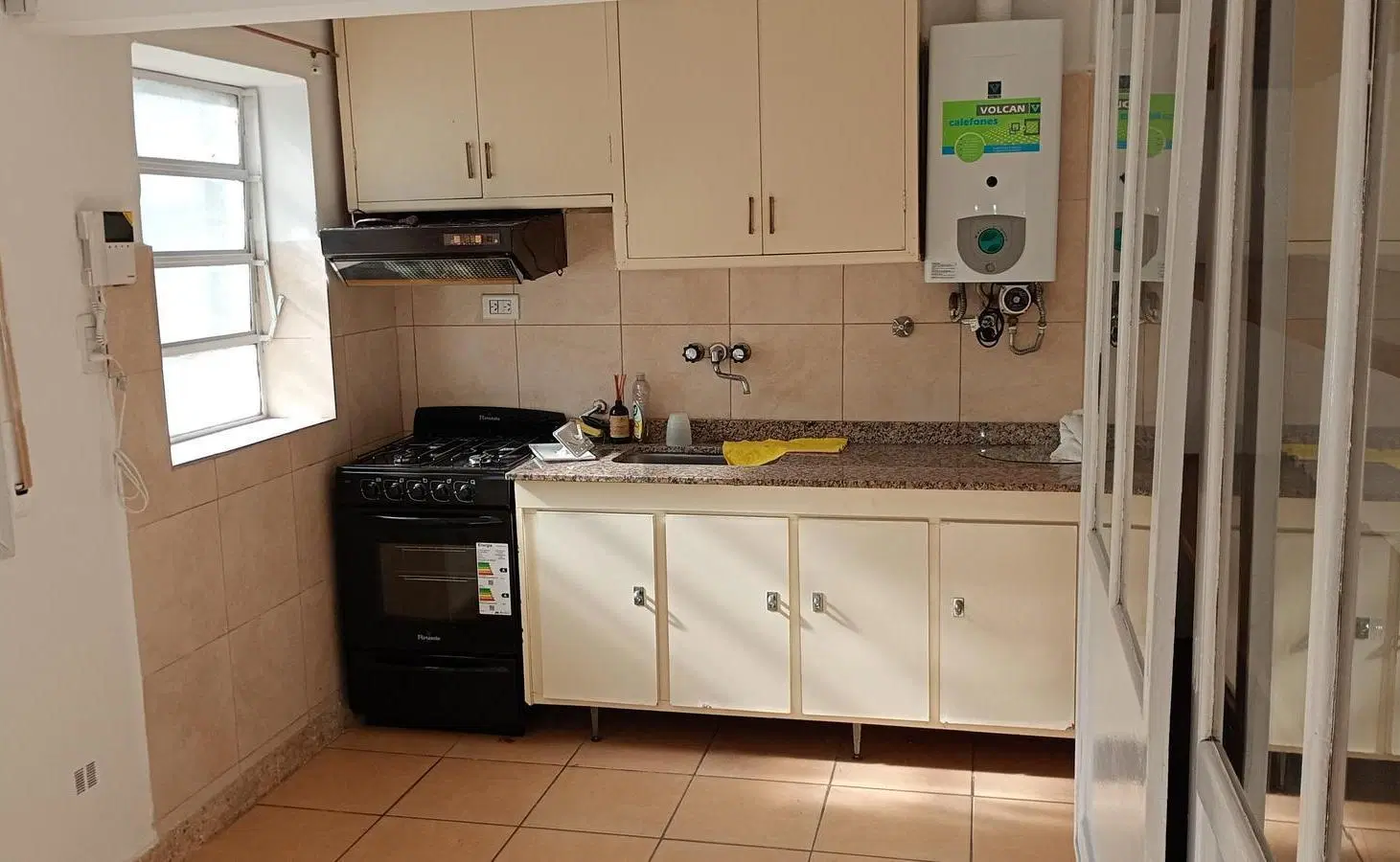 ALQUILER- PJE ANGELONI 4641- DTO INTERNO UNICO- 1 DORMITORIO- ECHESORTU- ROSARIO 4