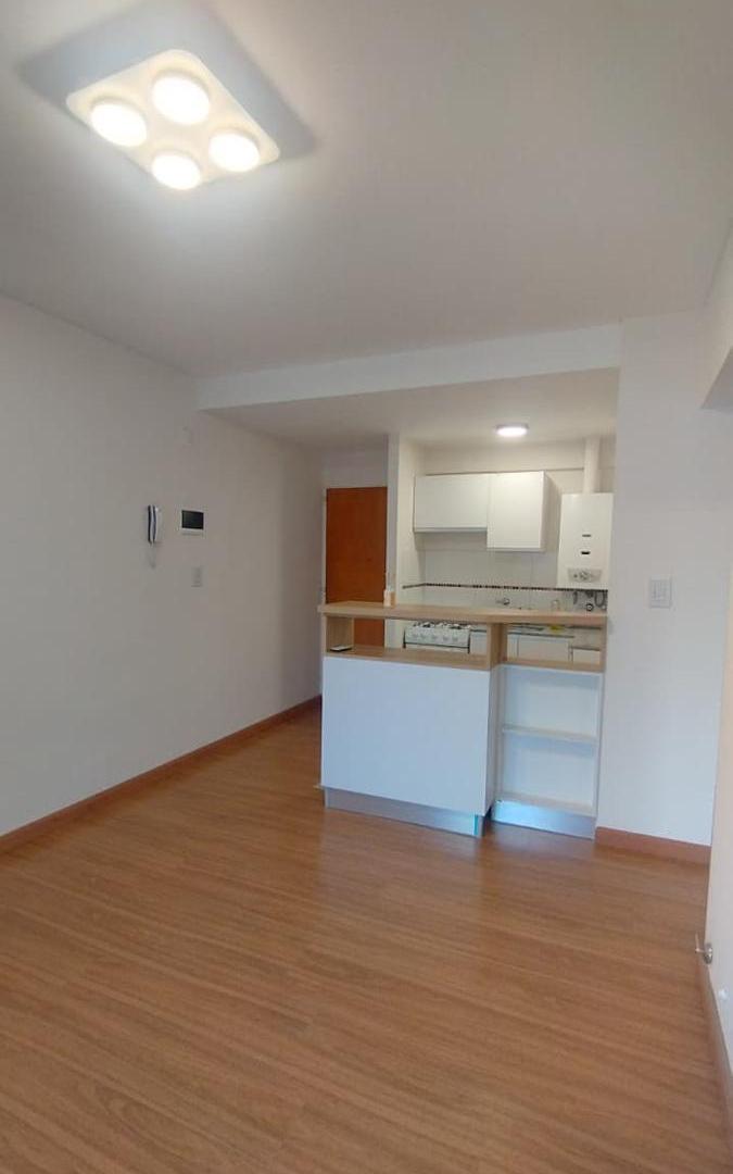 Foto de ALQUILER-CRESPO 1189-1 DORMITORIO-ECHESORTU-ROSARIO, imagen 4