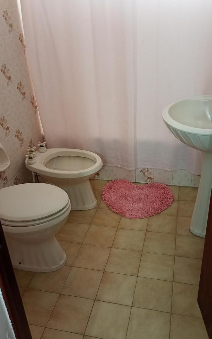 Foto de VENTA- CASA- 4 DORMITORIOS - LINIERS 771 - AZCUENAGA - ROSARIO, imagen 1