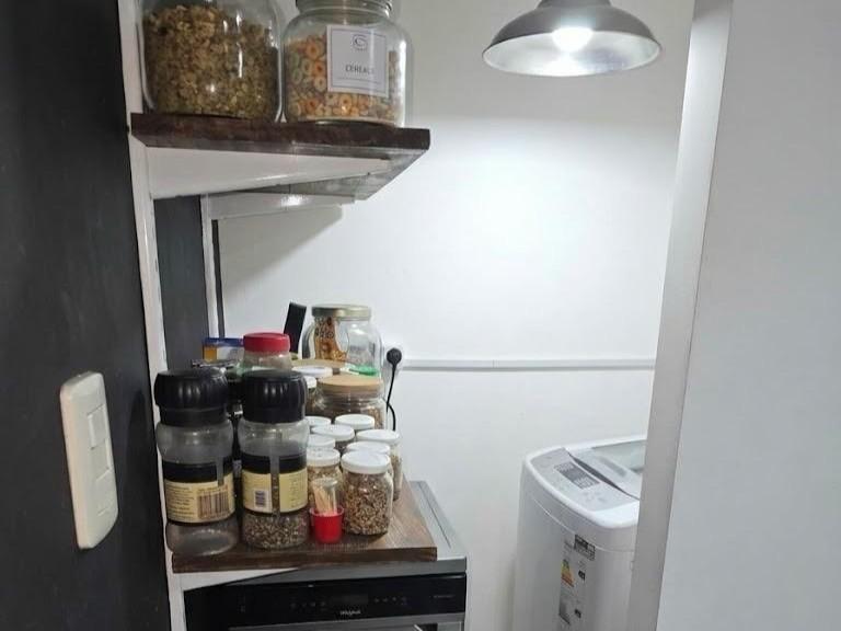 Foto de VENTA-SANTIAGO 1036-DEPARTAMENTO 2 DORMITORIOS Y COCHERA-BARRIO, imagen 2