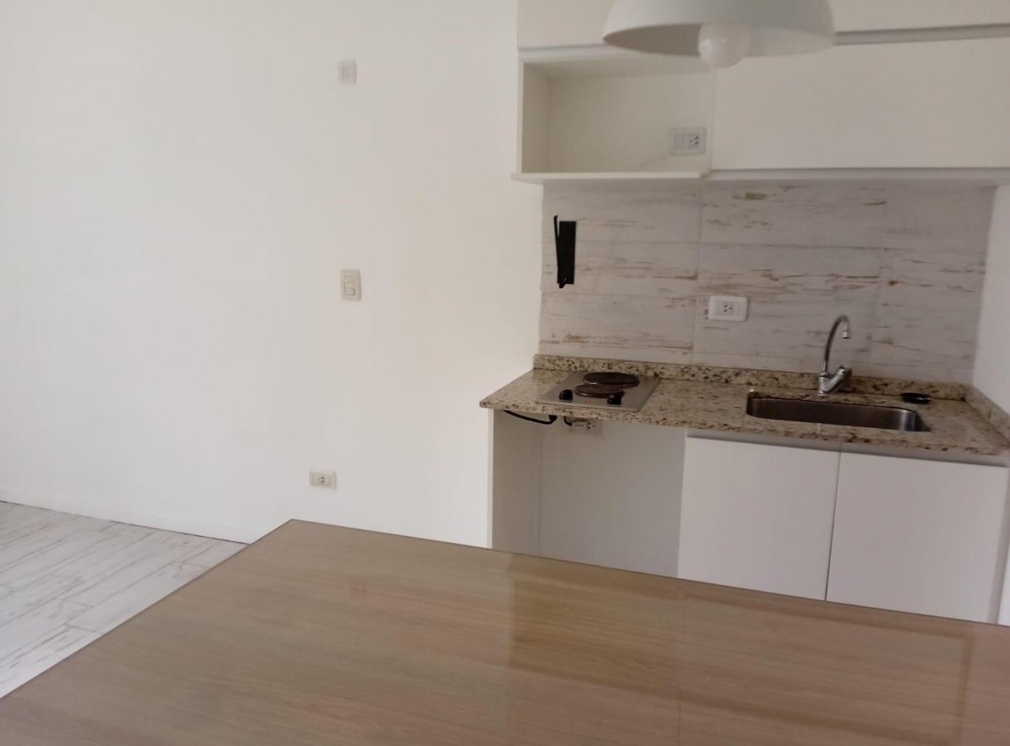 Foto de ALQUILER - MONOAMBIENTE- PELLEGRINI 4041- ECHESORTU- ROSARIO, imagen 3