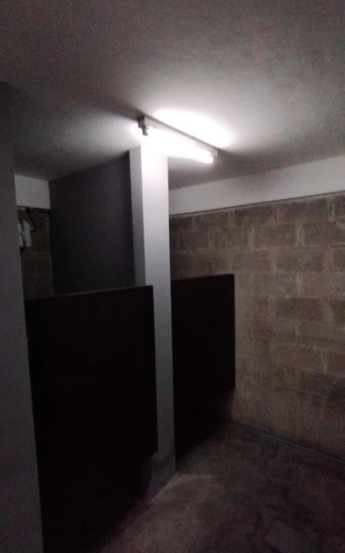 Foto de ALQUILER-VELEZ SARSFIELD 7455-GALPON Y OFICINAS-FISHERTON-ROSARIO, imagen 2