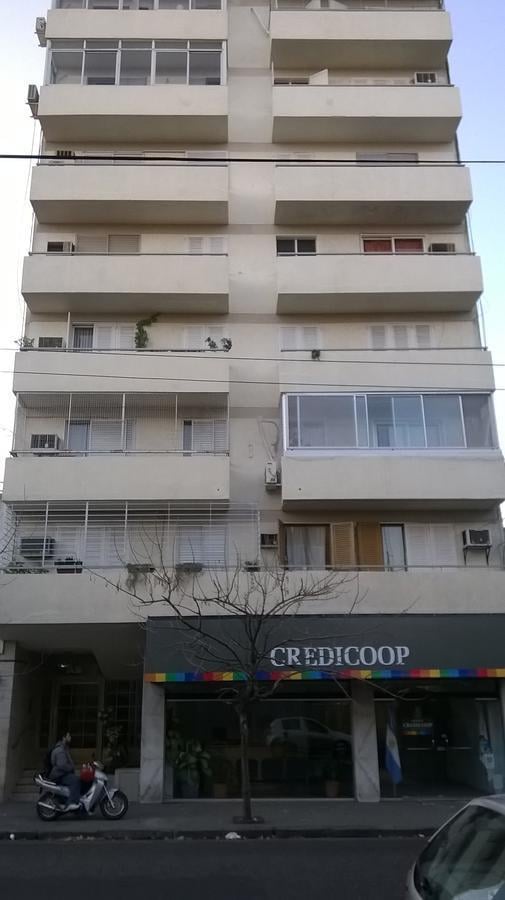 Foto de ALQUILER - DEPARTAMENTO - 2 DORMITORIOS - ECHESORTU - ROSARIO, imagen 1