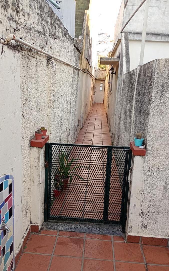 Foto de VENTA - CASA - 2 DORMITORIOS - ZUVIRIA 7250 - BELGRANO - ROSARIO, imagen 5