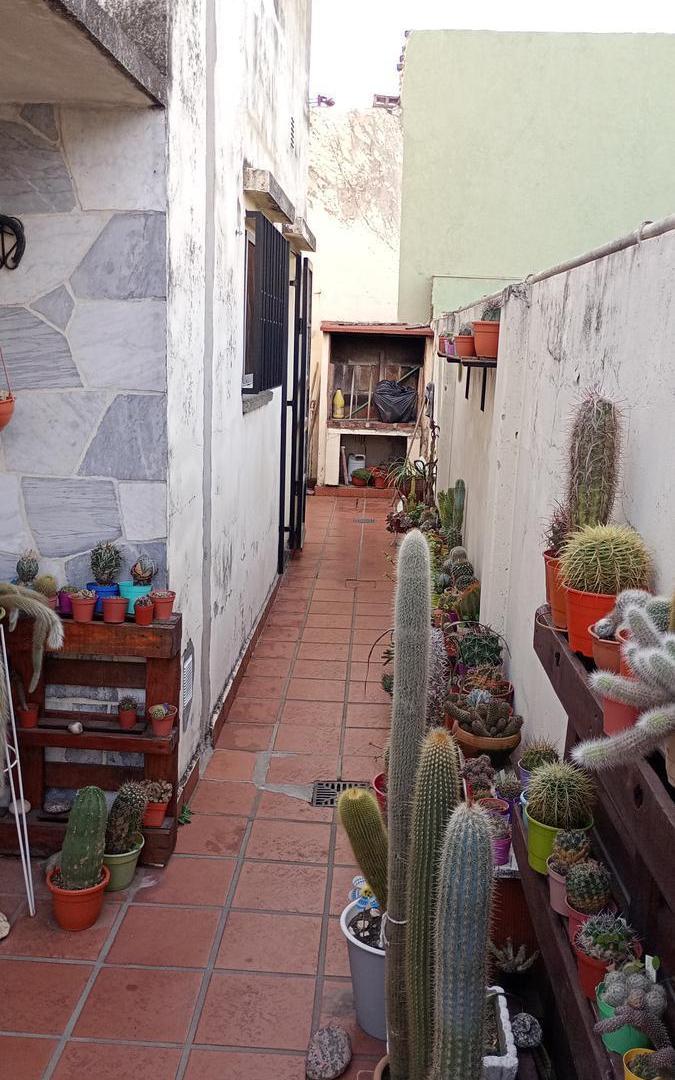 Foto de VENTA - CASA - 2 DORMITORIOS - ZUVIRIA 7250 - BELGRANO - ROSARIO, imagen 4