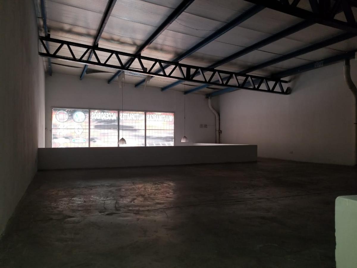 Foto de VENTA-LOCAL CON VIVIENDA-AV PELLEGRINI 6031-BELGRANO-ROSARIO, imagen 1