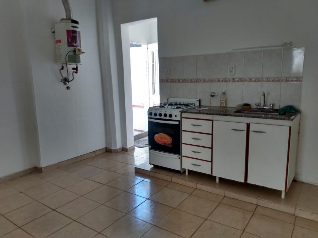 Foto de ALQUILER - DEPARTAMENTO INTERNO- 1 DORMITORIO- SAN JUAN 4920- ECHESORTU, imagen 4
