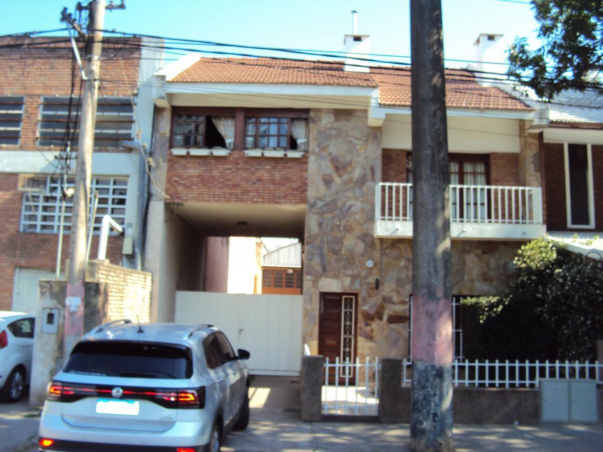 Foto de VENTA-2 CASAS CON GALPON-AV DEL ROSARIO 700-TIRO SUIZO, imagen 4