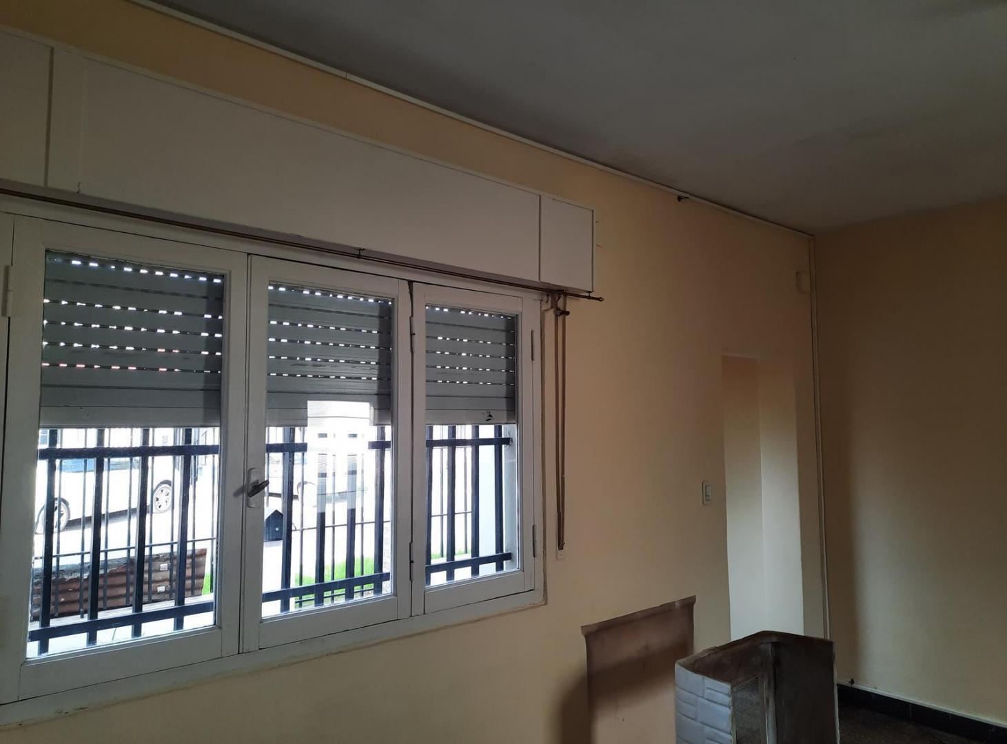 Foto de ALQUILER- CASA- PJE VOLTA 6638- 3 DORMITORIOS - URQUIZA- ROSARIO, imagen 4