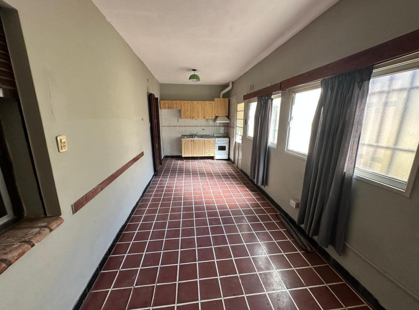 Foto de VENTA - CASA- 2 DORMITORIOS - GUATEMALA 938 - BELGRANO - ROSARIO, imagen 3