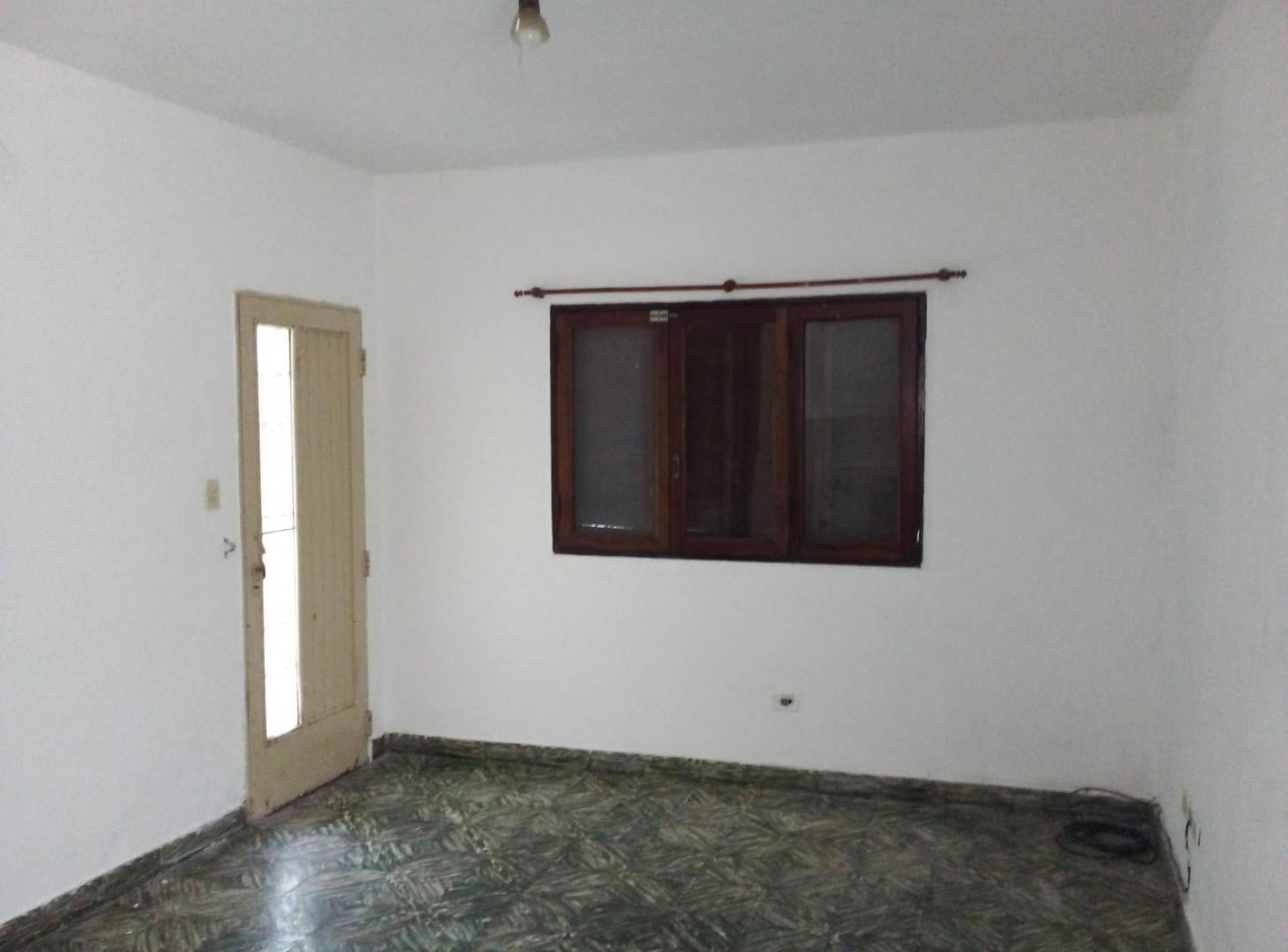 Foto de VENTA-CASA 2 DORMITORIOS-CASA INTERNA UNICA- MAGALLANES 1345 - BARRIO, imagen 4