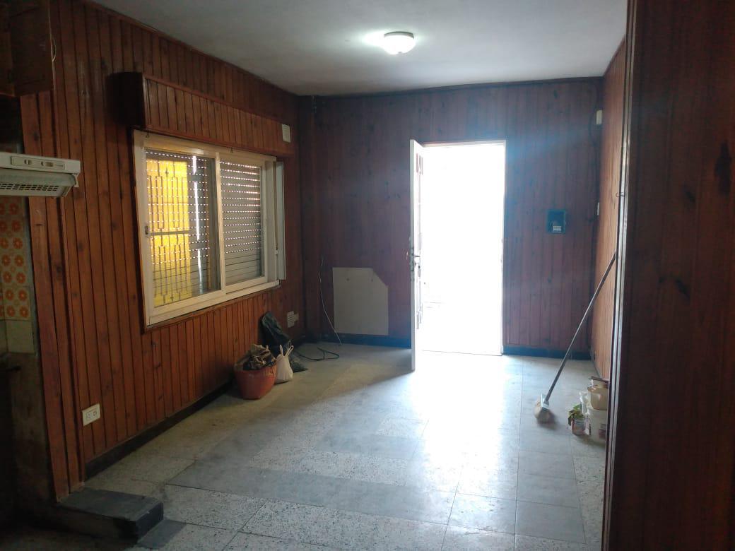 Foto de VENTA - CASA - 2 DORMITORIOS - PASAJE DUMONT 1438 - 9 DE JULIO 4700, imagen 5