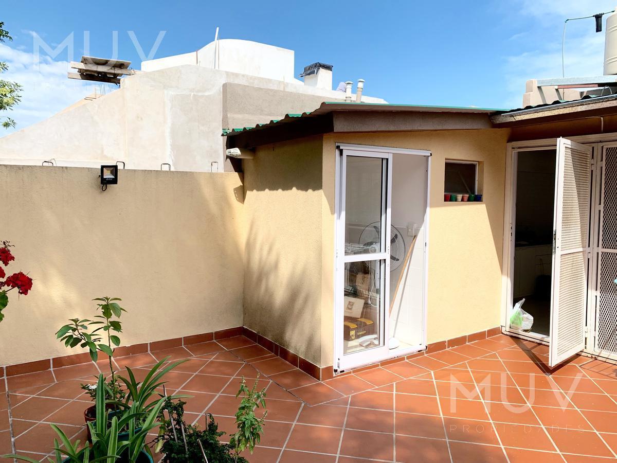Gral. Rivas 2600 - Villa del Parque - Hermoso PH Totalmente Reciclado a Nuevo y Sin Expensas. 2