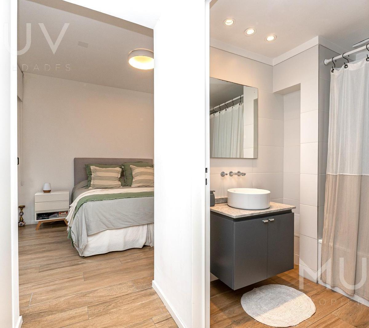Hermoso Depto de 4 Ambientes en Venta con Dos Patios, Parril 3